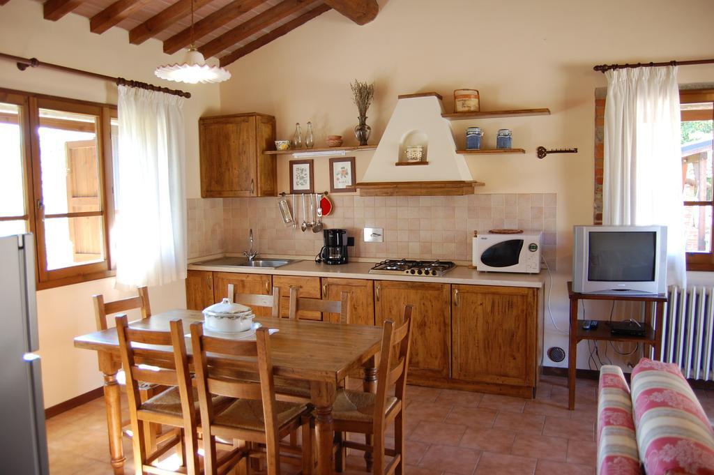 Poggio Ugo Villa Bucine Rum bild